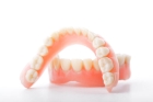 Акриловые съемные зубные протезы